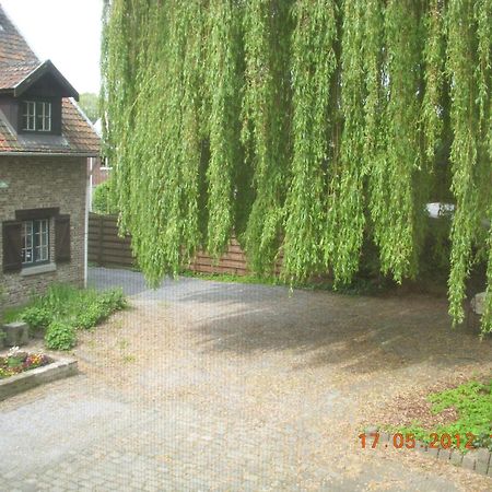 B&B De Dubbelmolen Тонгерен Екстериор снимка