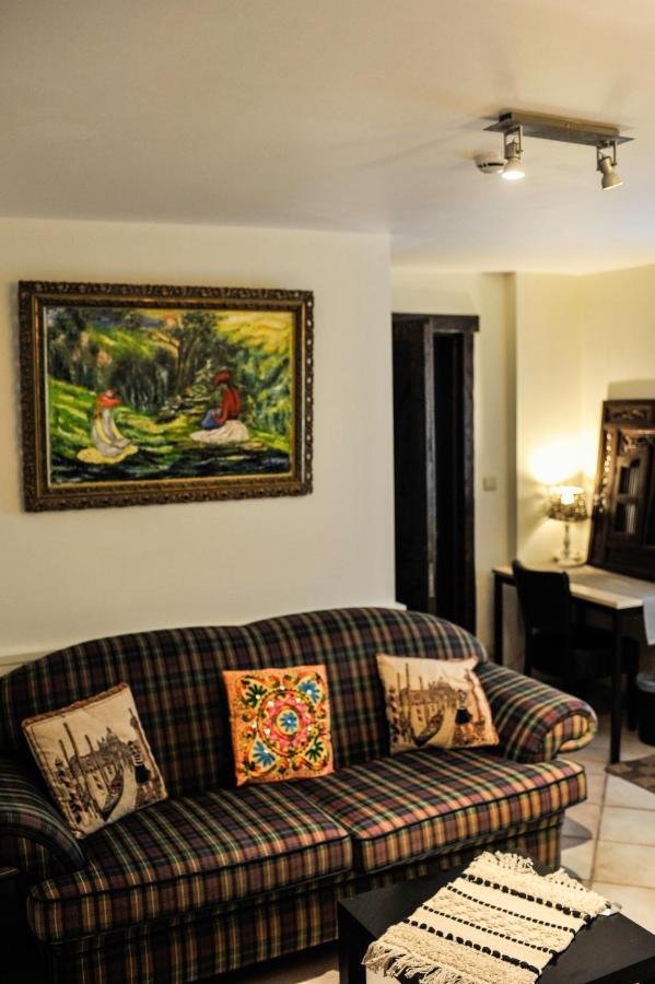 B&B De Dubbelmolen Тонгерен Екстериор снимка